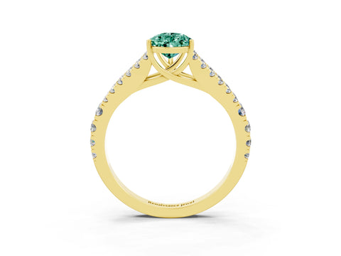 Yellow gold Pear Cut Green Sapphire Split Shank Pavé Engagement Ring with Four-Prong Setting_15