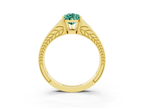 Yellow gold Pear Cut Green Sapphire Split Shank Ring with Pavé Band and Four-Prong Setting_3