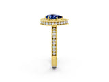 Yellow gold Pear Cut Halo Diamond Engagement Ring with Milgrain Pave Band and Four-Prong Setting_2
