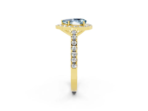 Yellow gold Pear Cut Halo Diamond Ring with Pavé Band and Three-Prong Setting_2