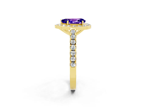 Yellow gold Pear Cut Halo Diamond Ring with Pavé Band and Three-Prong Setting_2