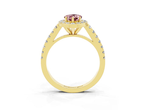 Yellow gold Pear Cut Halo Diamond Ring with Pavé Band and Three-Prong Setting_3