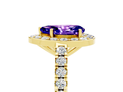 Yellow gold Pear Cut Halo Diamond Ring with Pavé Band and Three-Prong Setting_5