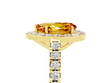 Yellow gold Pear Cut Halo Diamond Ring with Pavé Band and Three-Prong Setting_5