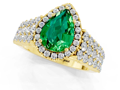 Yellow gold Pear Cut Halo Pavé Diamond Engagement Ring with Split Shank and Four-Prong Setting_1