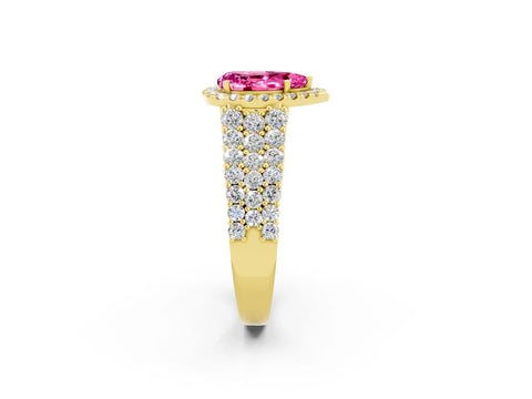 Yellow gold Pear Cut Halo Pavé Diamond Engagement Ring with Split Shank and Four-Prong Setting_2