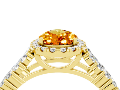 Yellow gold Pear Cut Halo Pavé Diamond Engagement Ring with Split Shank and Four-Prong Setting_4
