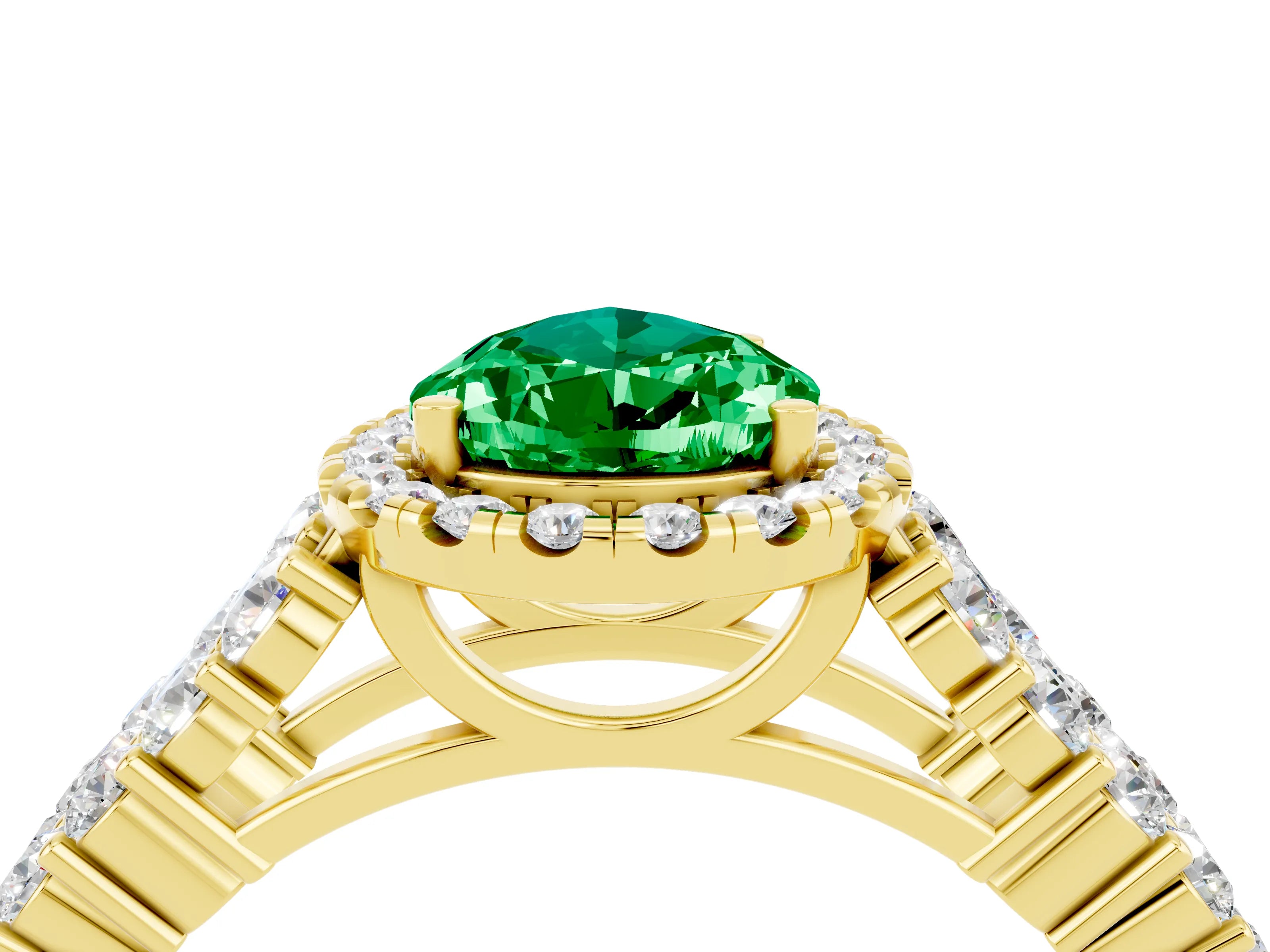 Yellow gold Pear Cut Halo Pavé Diamond Engagement Ring with Split Shank and Four-Prong Setting_4
