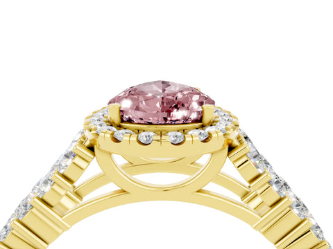 Yellow gold Pear Cut Halo Pavé Diamond Engagement Ring with Split Shank and Four-Prong Setting_4
