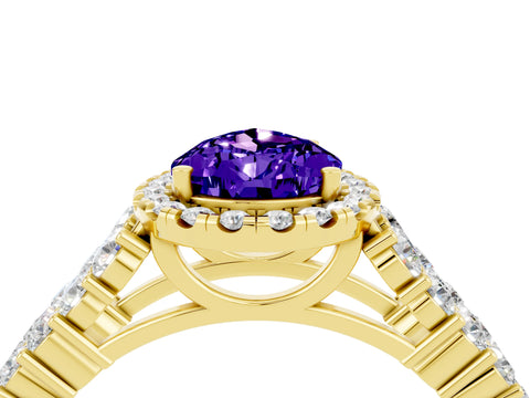 Yellow gold Pear Cut Halo Pavé Diamond Engagement Ring with Split Shank and Four-Prong Setting_4