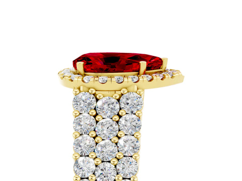 Yellow gold Pear Cut Halo Pavé Diamond Engagement Ring with Split Shank and Four-Prong Setting_5