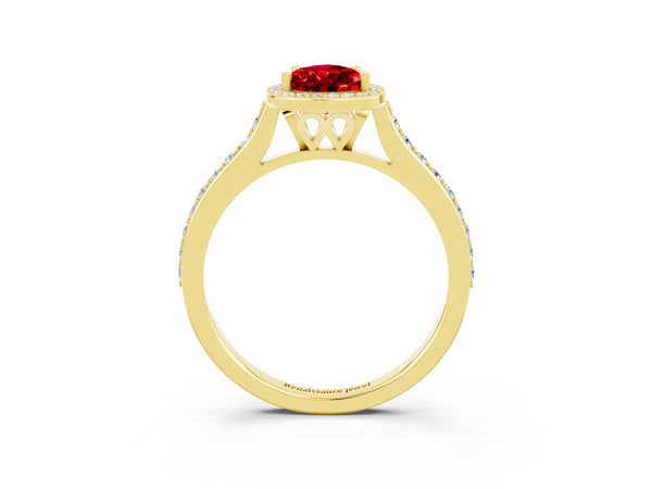 Yellow gold Pear Cut Halo Round Diamond Pavé Band with Four-Prong Setting