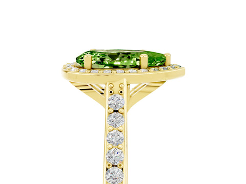 Yellow gold Pear Cut Halo Round Diamond Pavé Band with Four-Prong Setting_5