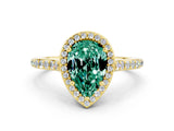 Yellow gold Pear Cut Halo Round Diamond Pavé Band with Four-Prong Setting