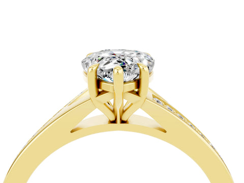 Yellow gold Pear Cut Moissanite Solitaire Ring with Pavé Band and Prong Setting_4