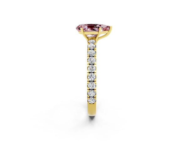 Yellow gold Pear Cut Morganite Pavé Solitaire Engagement Ring with Four-Prong Setting