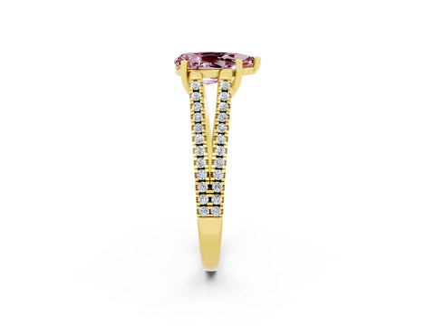 Yellow gold Pear Cut Morganite Solitaire Engagement Ring with Split Shank Pavé Band_2
