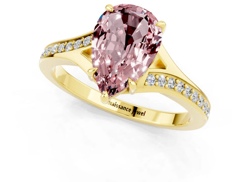 Yellow gold Pear Cut Morganite Solitaire Ring with Pavé Band and Prong Setting_1