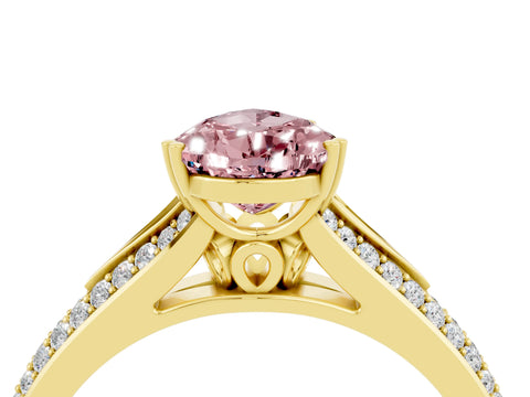 Yellow gold Pear Cut Morganite Split Shank Engagement Ring with Pavé Band_4
