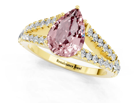 Yellow gold Pear Cut Morganite Split Shank Pavé Engagement Ring with Four-Prong Setting_13