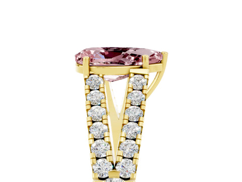 Yellow gold Pear Cut Morganite Split Shank Pavé Engagement Ring with Four-Prong Setting_17