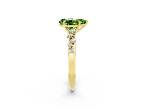 Yellow gold Pear Cut Peridot Cluster Side Stone Solitaire Ring with Prong Setting_26