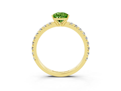 Yellow gold Pear Cut Peridot Pavé Solitaire Engagement Ring with Four-Prong Setting_15