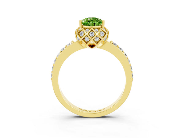 Yellow gold Pear Cut Peridot Scalloped Halo Engagement Ring with Round Shared Prong Band