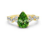 Yellow gold Pear Cut Peridot Scattered Round Accent Ring with Prong Setting_12