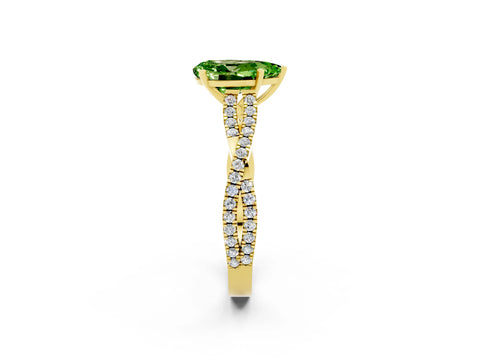 Yellow gold Pear Cut Peridot Solitaire Engagement Ring with Twisted Pavé Band and Four-Prong Setting_2