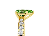 Yellow gold Pear Cut Peridot Solitaire Pavé Engagement Ring with Round Band and Prong Setting_71