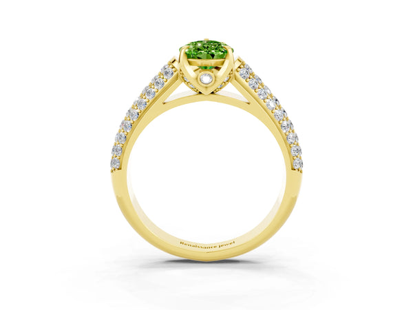 Yellow gold Pear Cut Peridot Solitaire Ring with Three-Row Pavé Band and Four-Prong Setting