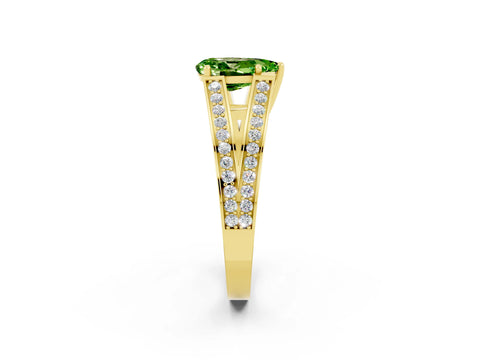 Yellow gold Pear Cut Peridot Split Shank Ring with Pavé Band and Four-Prong Setting_2
