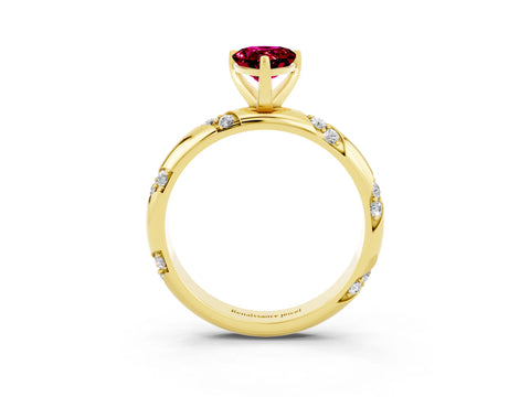 Yellow gold Pear Cut Solitaire Diamond Engagement Ring with Twisted Pave Band and Four-Prong Setting_3