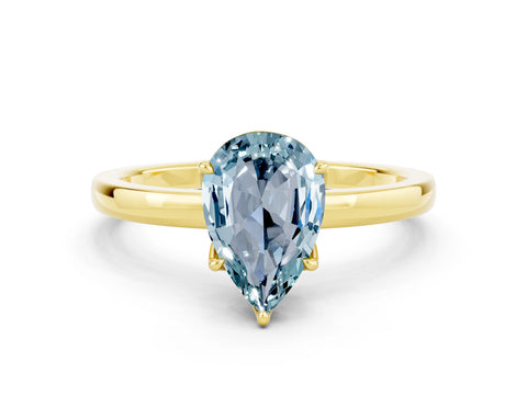 Yellow gold Pear Cut Solitaire Diamond Ring with Thin Band and Four-Prong Setting