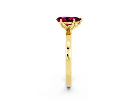 Yellow gold Pear Cut Solitaire Diamond Ring with Thin Band and Four-Prong Setting_2