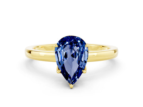 Yellow gold Pear Cut Solitaire Diamond Ring with Thin Band and Four-Prong Setting