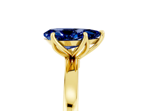 Yellow gold Pear Cut Solitaire Diamond Ring with Thin Band and Four-Prong Setting_5