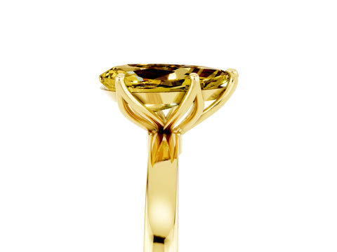 Yellow gold Pear Cut Solitaire Diamond Ring with Thin Band and Four-Prong Setting_5