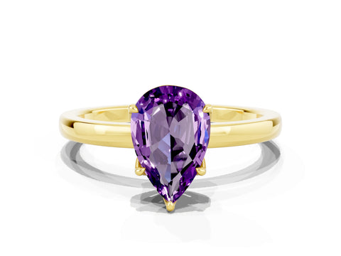 Yellow gold Pear Cut Solitaire Diamond Ring with Thin Band and Four-Prong Setting
