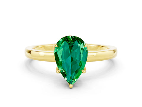 Yellow gold Pear Cut Solitaire Diamond Ring with Thin Band and Four-Prong Setting