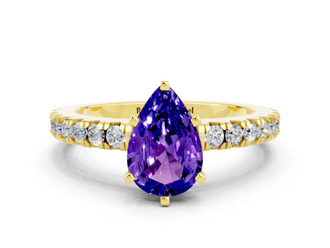 Yellow gold Pear Cut Solitaire Diamond with Pavé Band and Four-Prong Setting