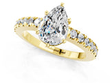 Yellow gold Pear Cut Solitaire Diamond with Pavé Band and Four-Prong Setting_1