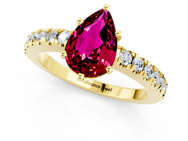 Yellow gold Pear Cut Solitaire Garnet with Pavé Band and Four-Prong Setting