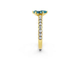 Yellow gold Pear Cut Solitaire Diamond with Pavé Band and Four-Prong Setting_2