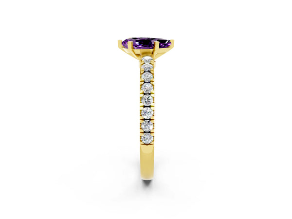 Yellow gold Pear Cut Solitaire Amethyst with Pavé Band and Four-Prong Setting
