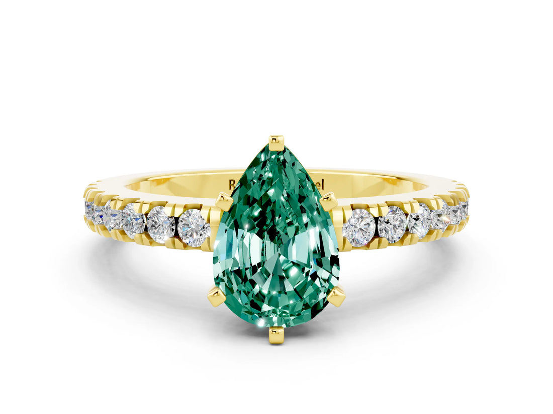 Yellow gold Pear Cut Solitaire Diamond with Pavé Band and Four-Prong Setting