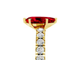 Yellow gold Pear Cut Solitaire Diamond with Pavé Band and Four-Prong Setting_5