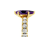 Yellow gold Pear Cut Solitaire Diamond with Pavé Band and Four-Prong Setting_5