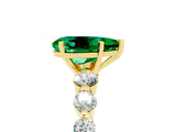 Yellow gold Pear Cut Solitaire Emerald Ring with Pave Band and Four-Prong Setting_5